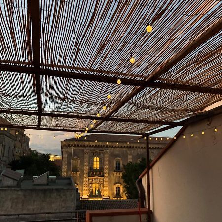 Teatro Greco Suite คาตาเนีย ภายนอก รูปภาพ