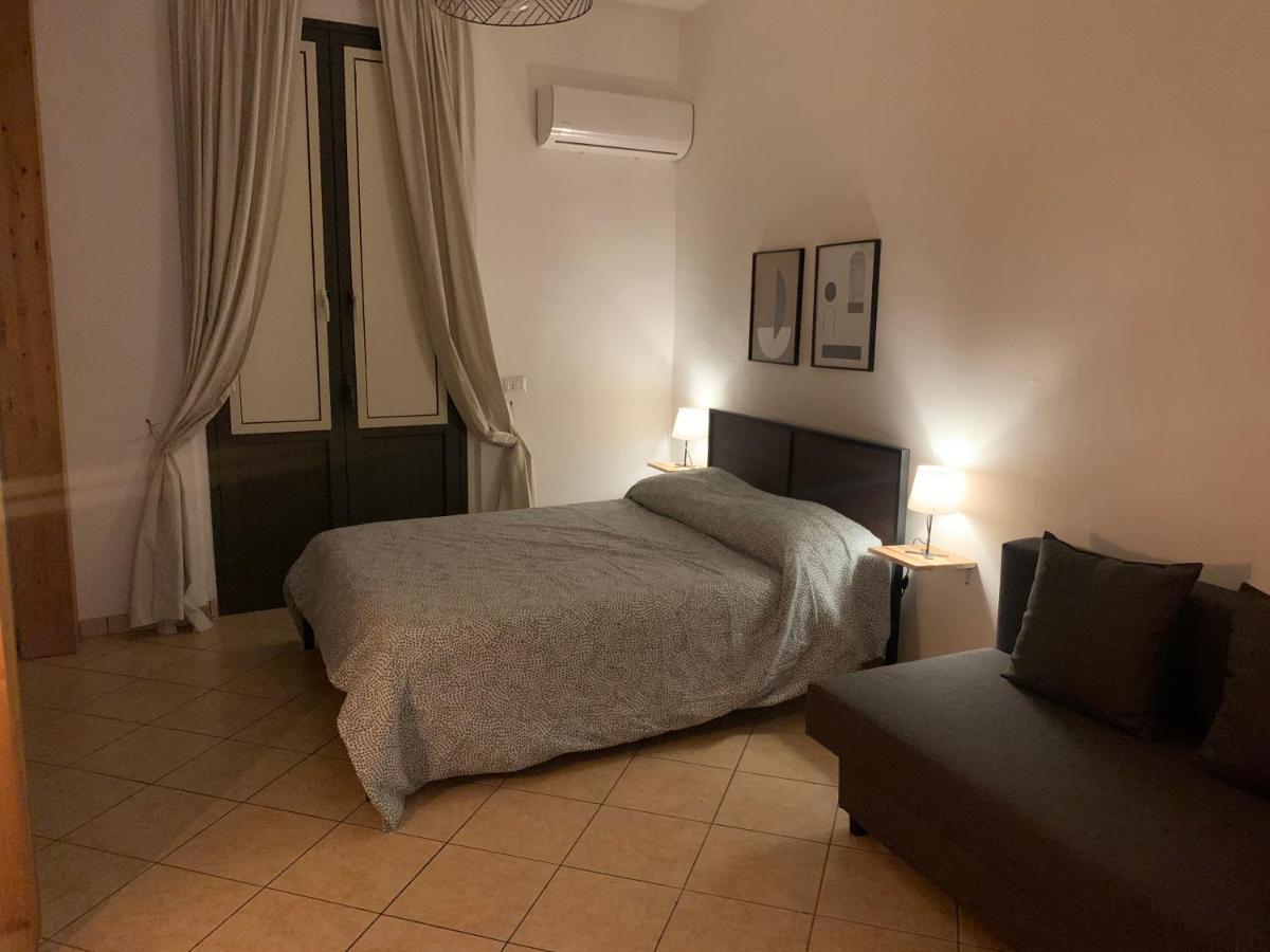 Teatro Greco Suite คาตาเนีย ภายนอก รูปภาพ